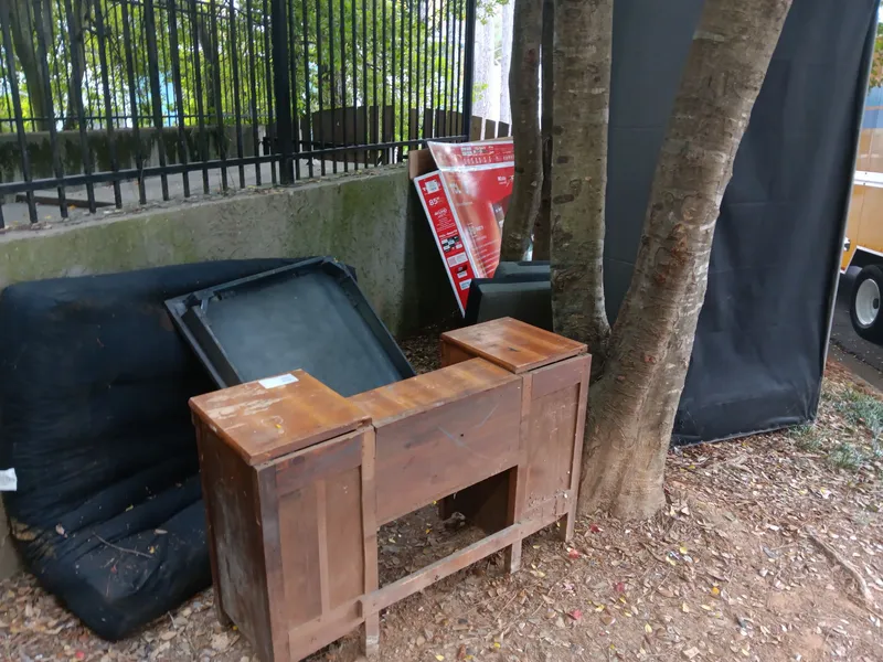 Junk removal job
