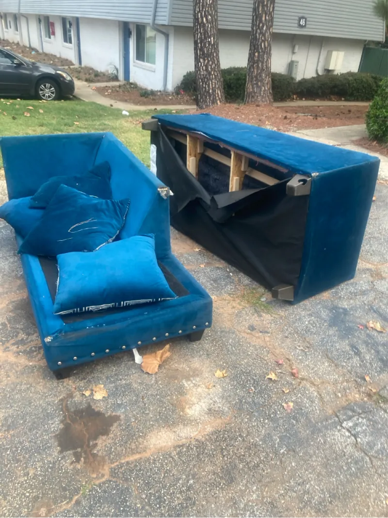 Junk removal job